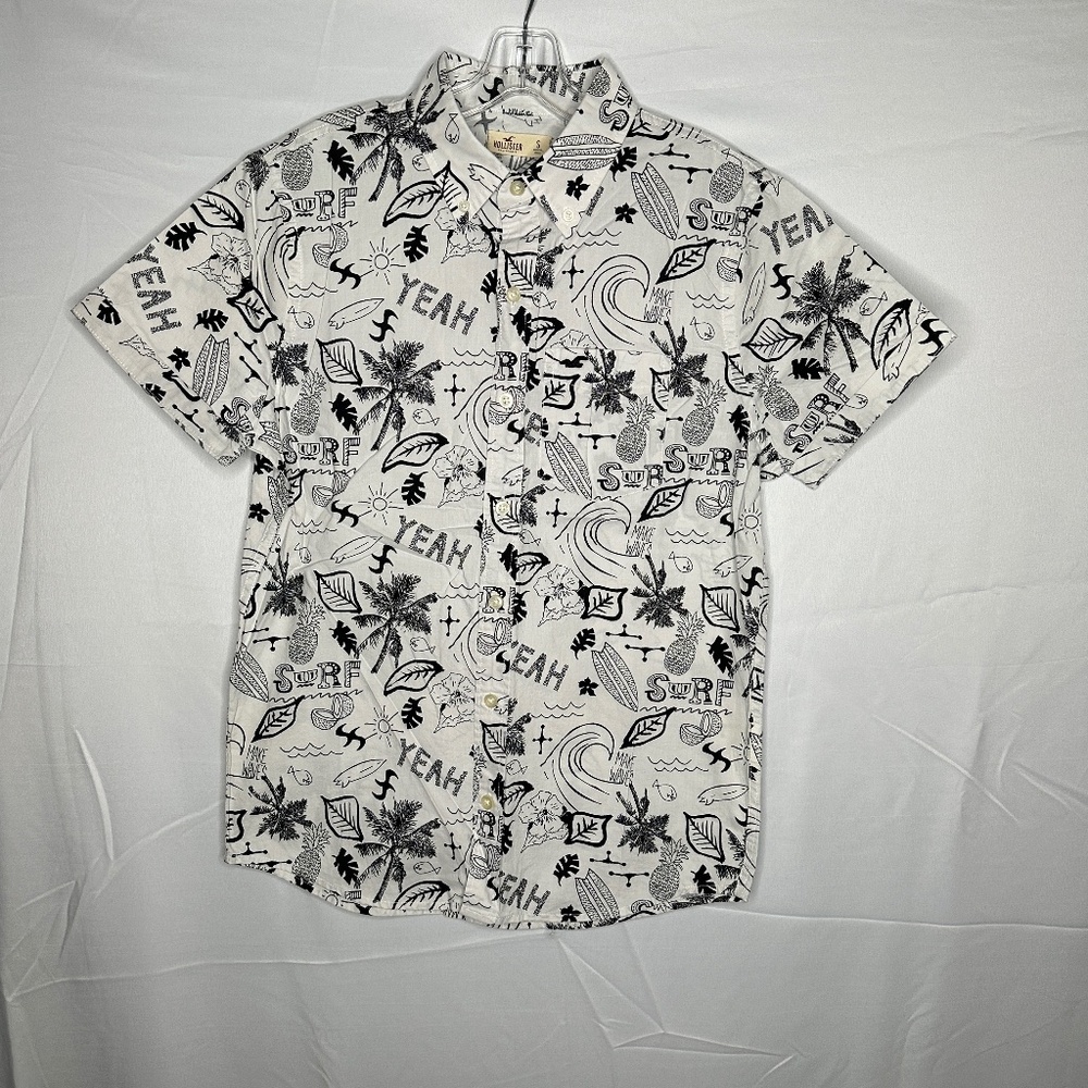 Hollister Black & White Hawaiian Shirt